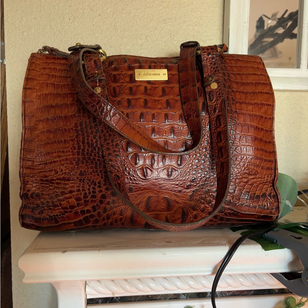 Brahmin Brown Crocodile Croc Embossed Leather Purse Handbag Tote Asher